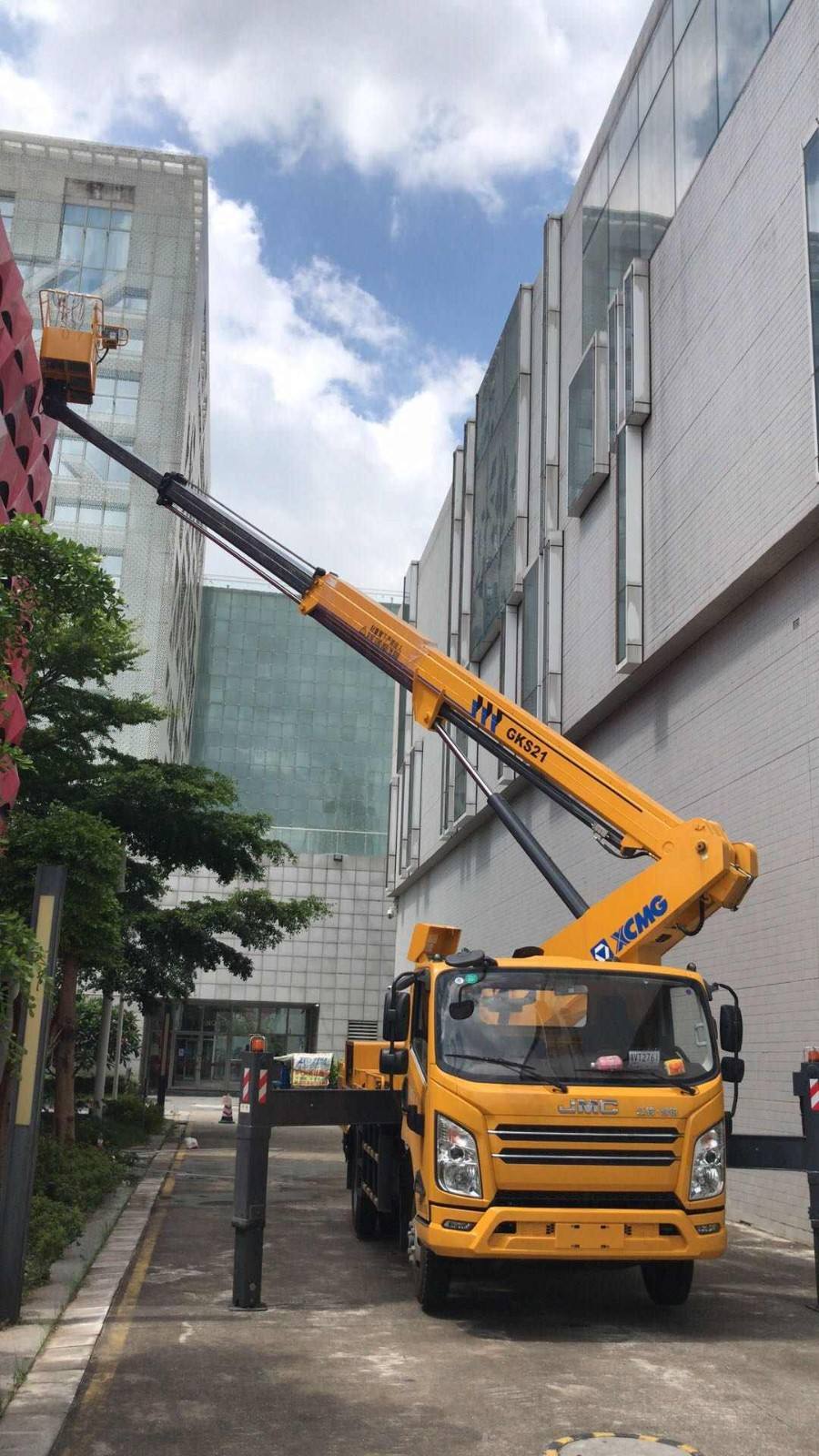 廣元吊車租賃公司施工現(xiàn)場(chǎng) 廣元吊車租賃公司施工現(xiàn)場(chǎng)